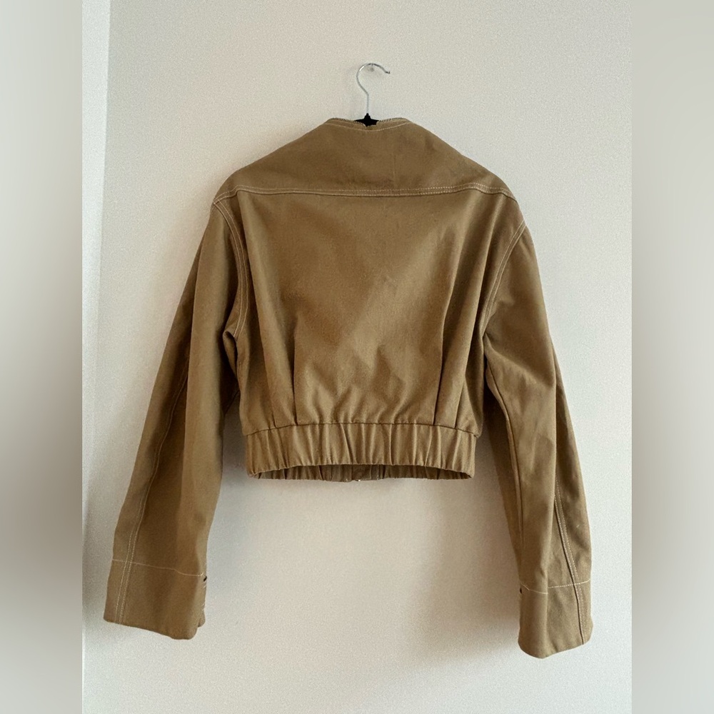 Unique Oversized Cropped Bomber Jacket with Contrast Stitching XS - Picture 5 of 5